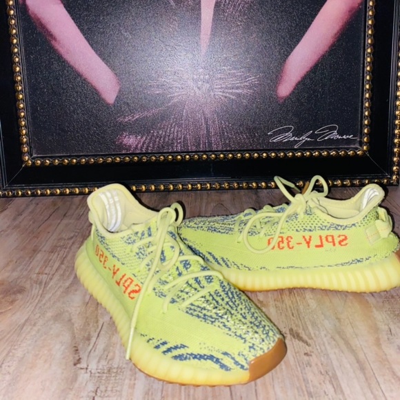 yeezy boost 350 v2 semi frozen yellow (Sold) - Picture 1 of 8